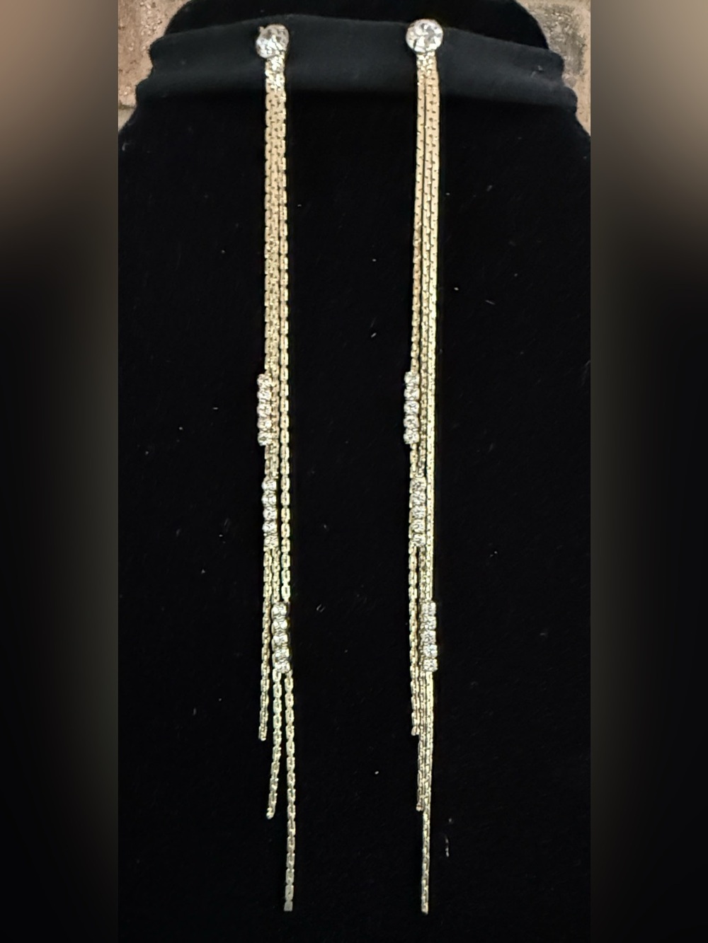 Vintage gold tone & rhinestone 6.25” long shoulder duster dangle fringe earrings